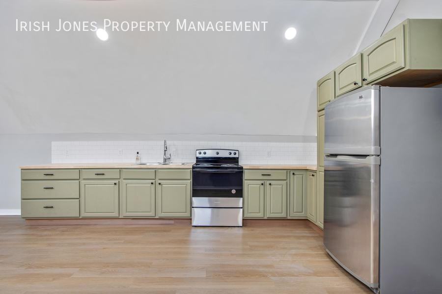 47 Fredro St - Photo 2 of 16