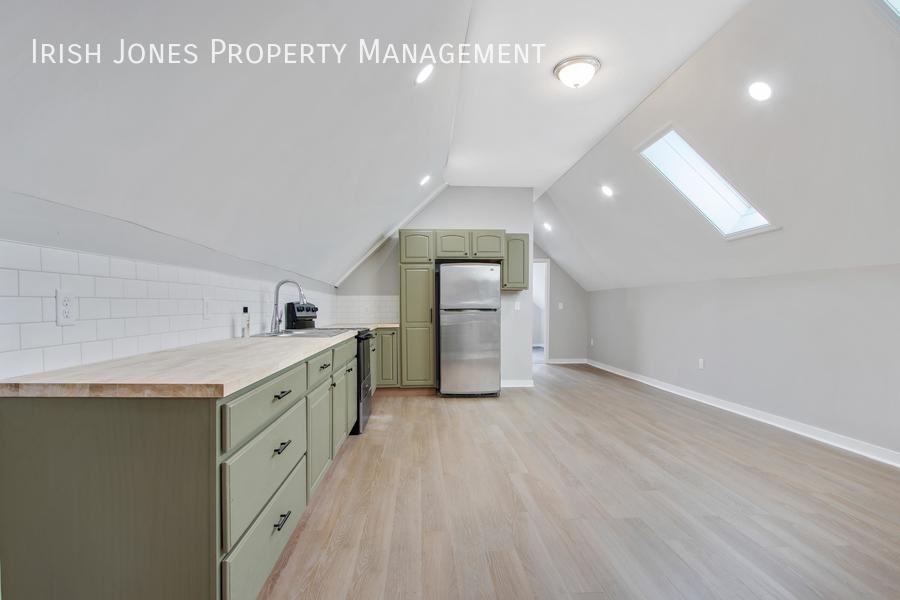 47 Fredro St - Photo 3 of 16