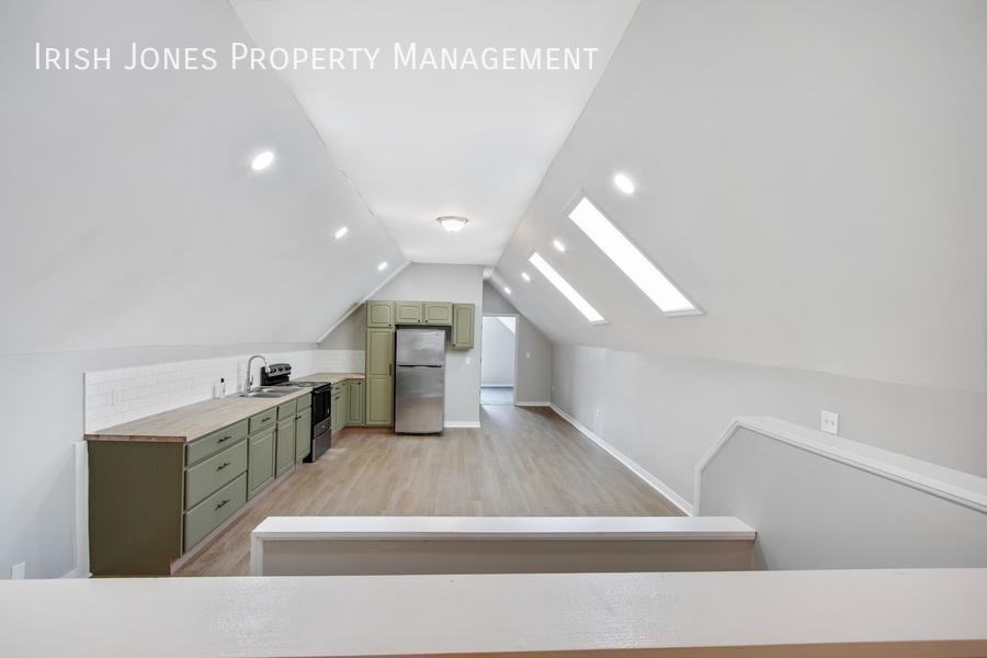 47 Fredro St - Photo 4 of 16