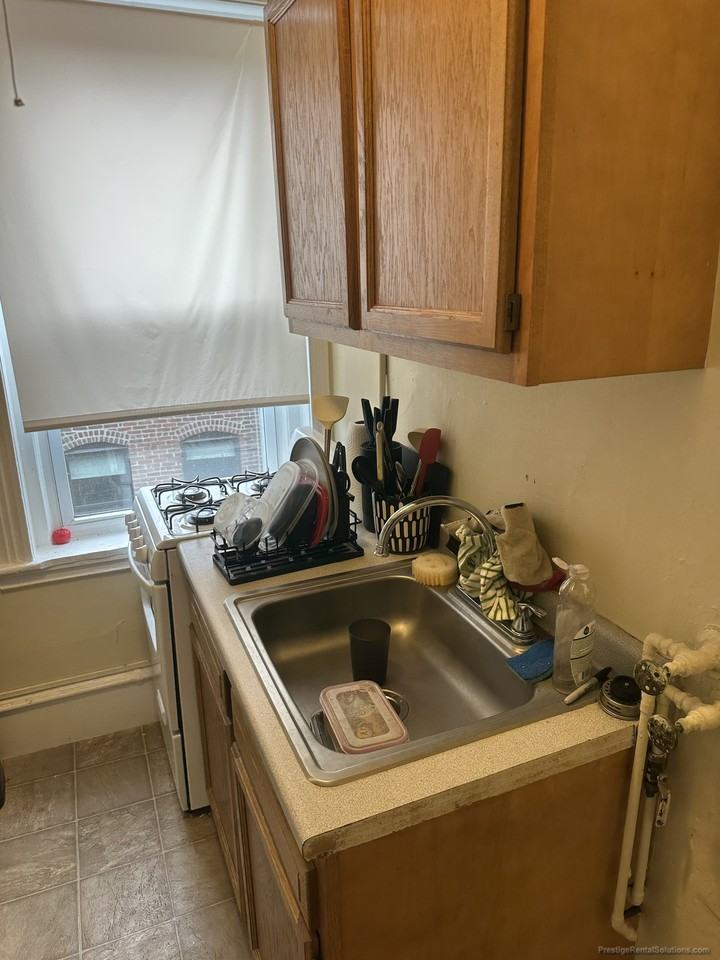 Royce Rd. & Commonwealth Ave #36 - Photo 6 of 13