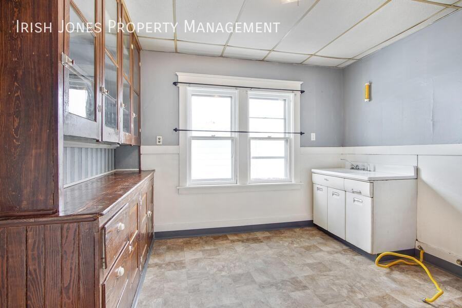 105 Stevenson St - Photo 3 of 16