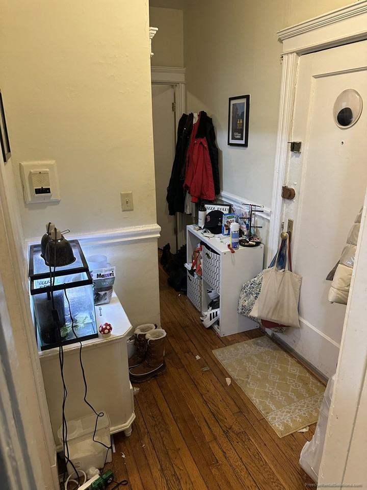 Royce Rd. & Commonwealth Ave #12A - Photo 4 of 15