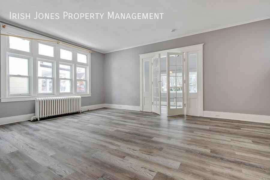 796 Columbus Pkwy - Photo 7 of 14