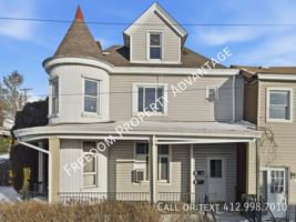 featured image of 703 Excelsior St #2