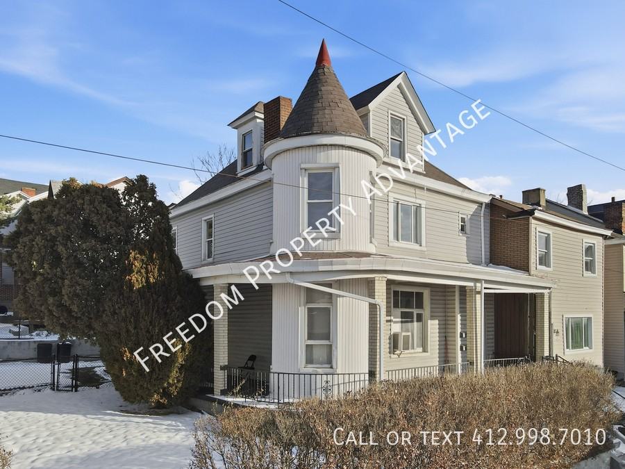 703 Excelsior St #2 - Photo 4 of 25