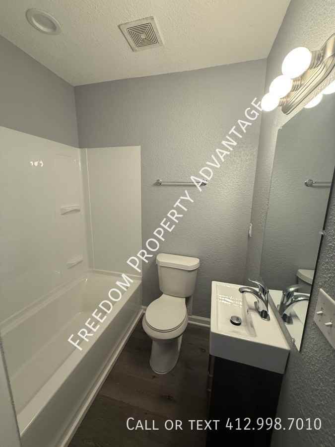 7818 Formosa Way - Photo 2 of 7