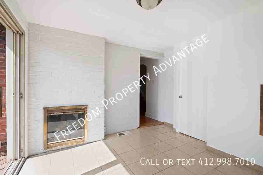 2642 Mount Royal Rd - Photo 3 of 41