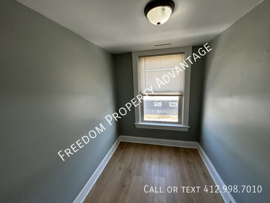 355 Maplewood Ave #2 - Photo 3 of 12