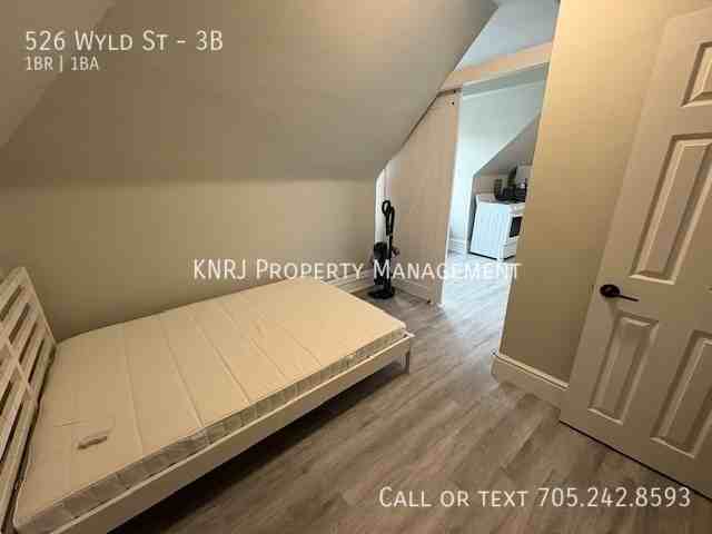 526 Wyld St #3B - Photo 7 of 9