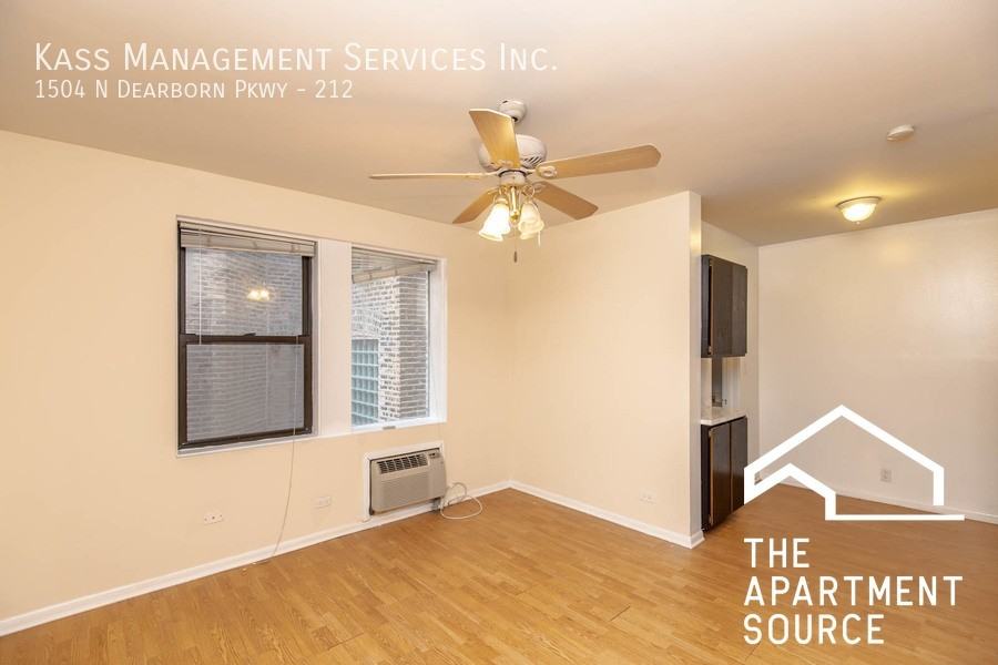 1504 N Dearborn Pkwy #212 - Photo 4 of 9