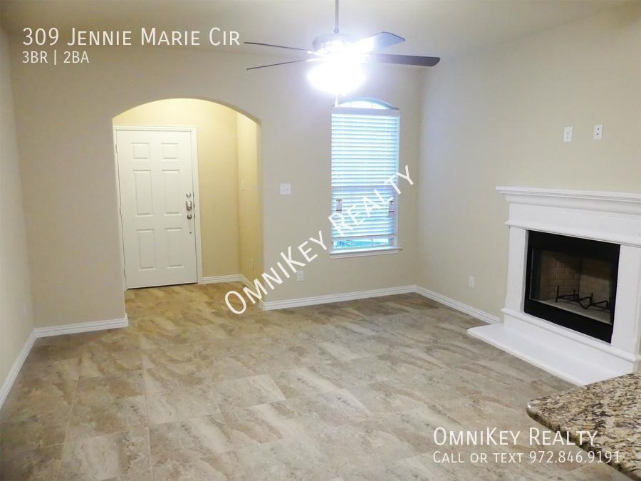 309 Jennie Marie Cir - Photo 2 of 21