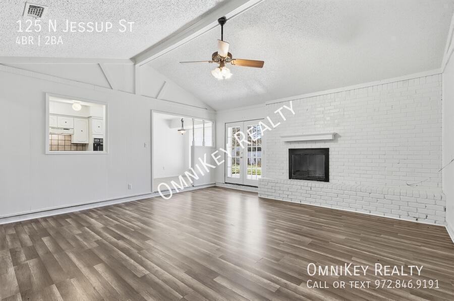 125 N Jessup St - Photo 2 of 29