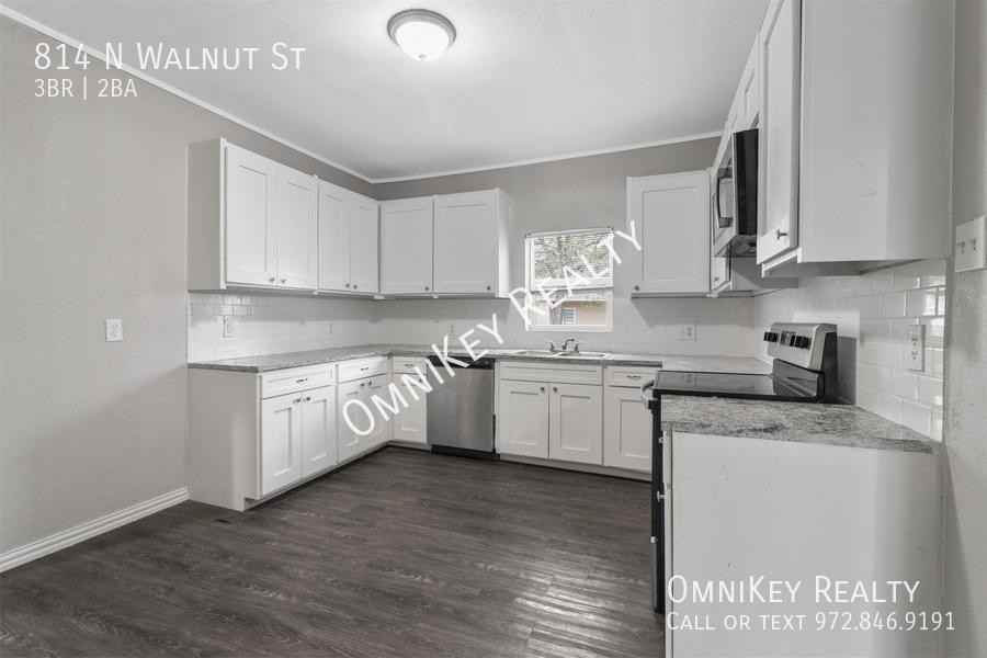 814 N Walnut St - Photo 5 of 14