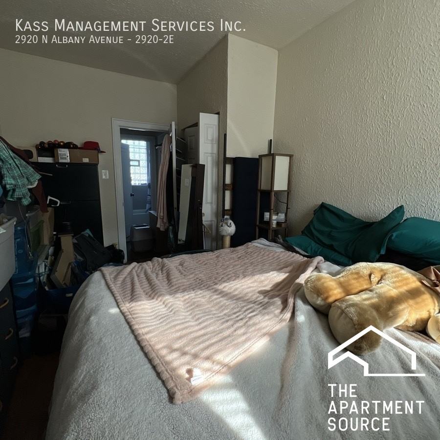 2920 N Albany Ave #2E - Photo 6 of 7