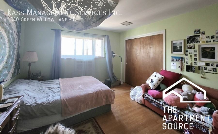 1340 Greenwillow Ln #B - Photo 7 of 11