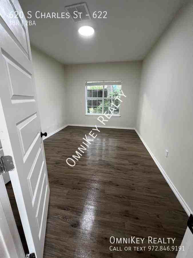 620 S Charles St #622 - Photo 6 of 10