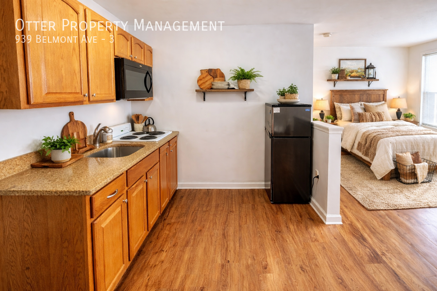 939 Belmont Ave #3 - Photo 2 of 8