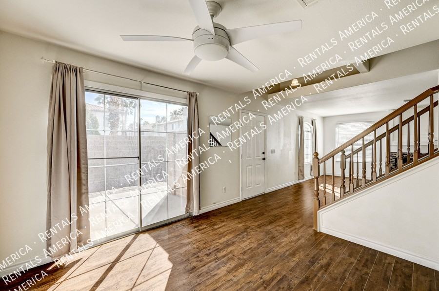 8144 Autumn Star Ave - Photo 4 of 15