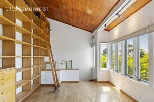 featured image of 1915 Lemoyne St