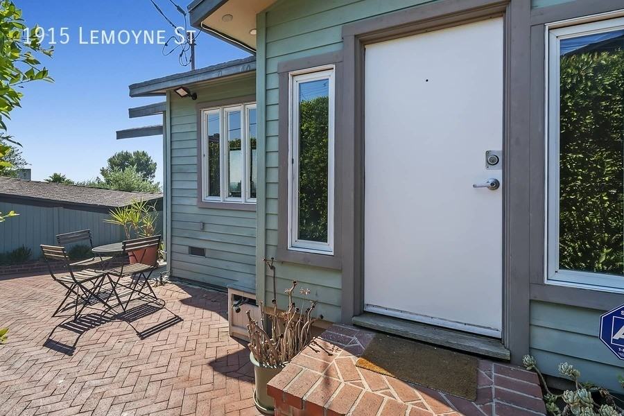 1915 Lemoyne St - Photo 4 of 21