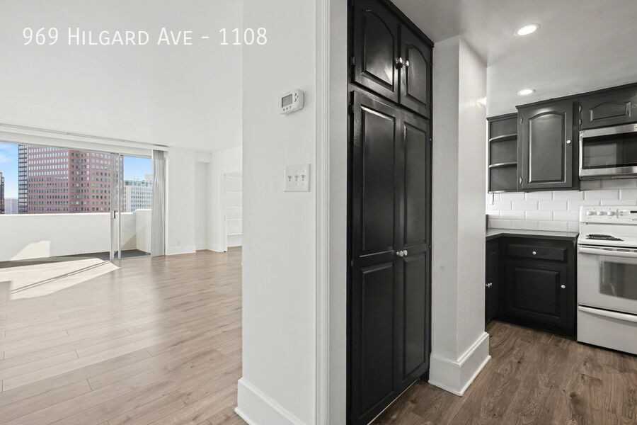 967 Hilgard Ave #1108 - Photo 2 of 32