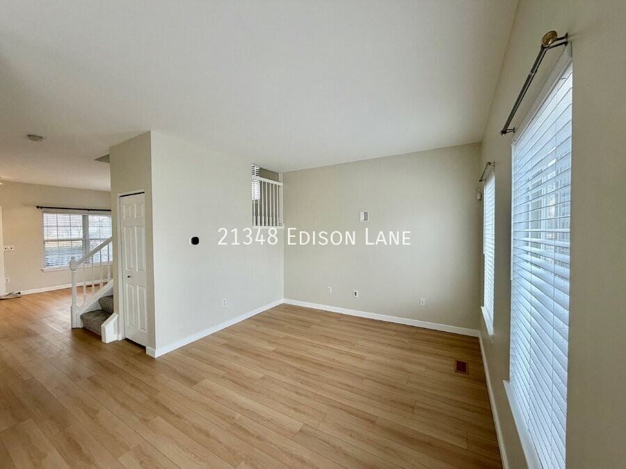 21348 W Edison Ln - Photo 3 of 12