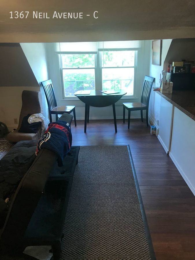 1367 Neil Ave #C - Photo 7 of 9