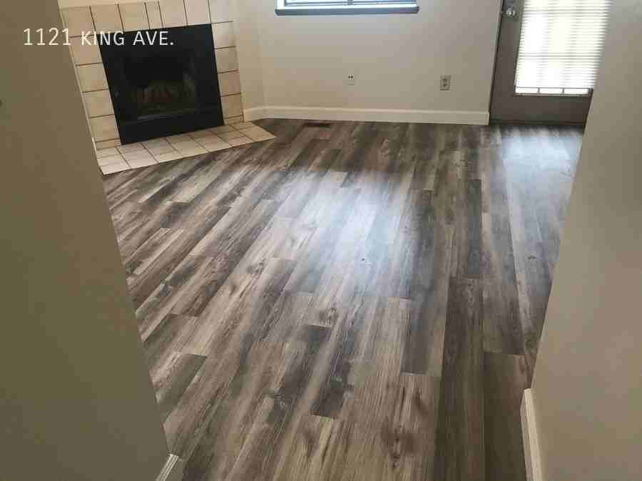 1121 King Ave - Photo 3 of 9