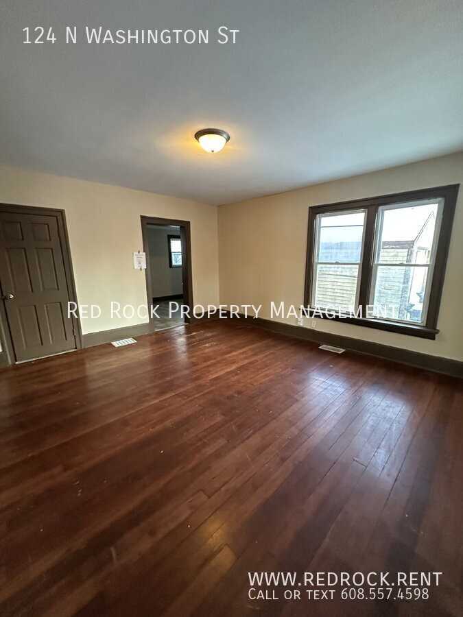 124 N Washington St - Photo 3 of 14