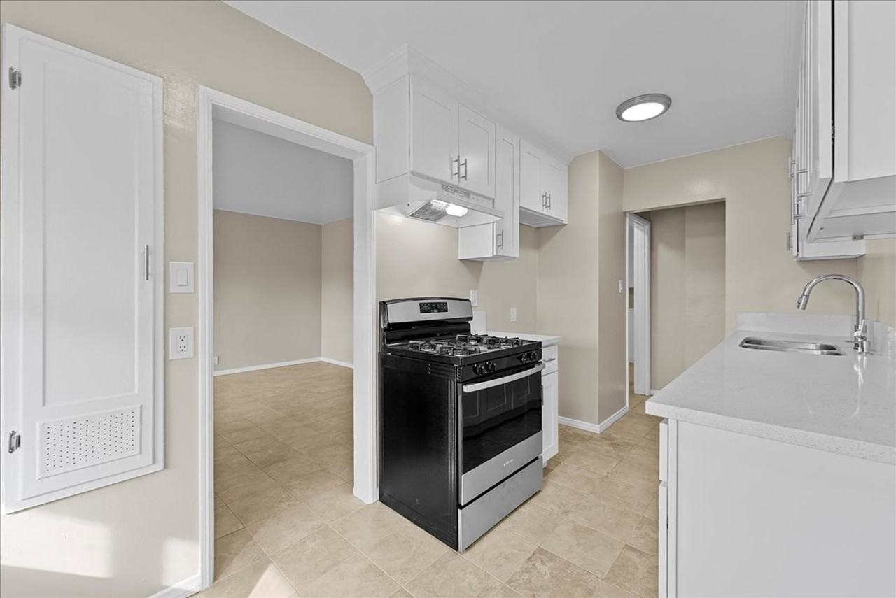 1922 Locust Ave #07 - Photo 5 of 11