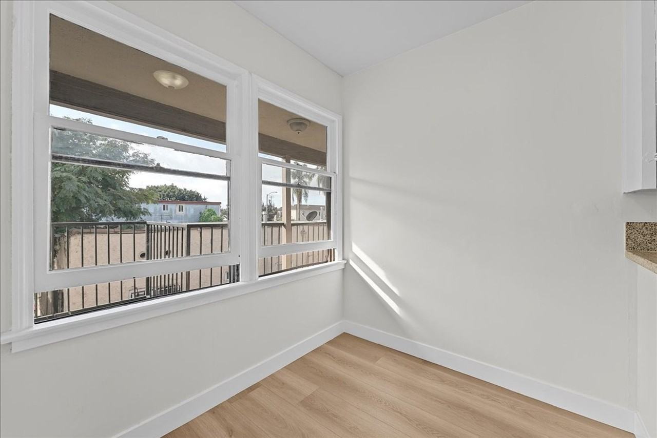 1922 Locust Ave #08 - Photo 4 of 12