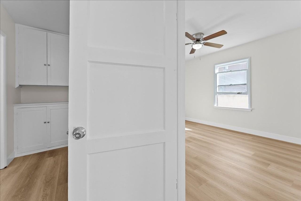 1922 Locust Ave #08 - Photo 6 of 12