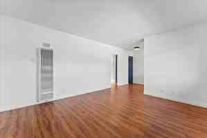 featured image of 7733 Laurel Canyon Blvd #09