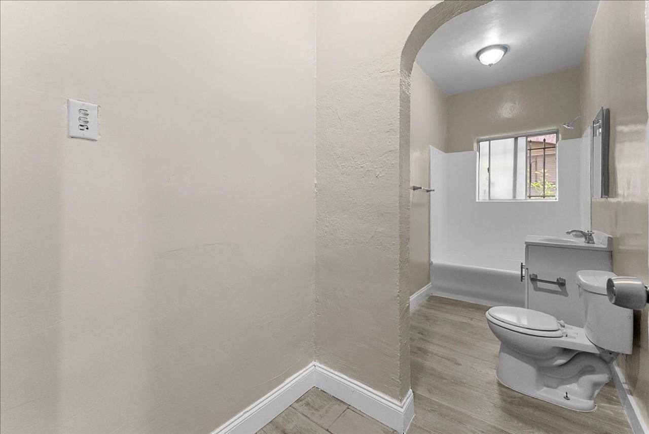 118 N Westmoreland Ave #108 - Photo 6 of 16