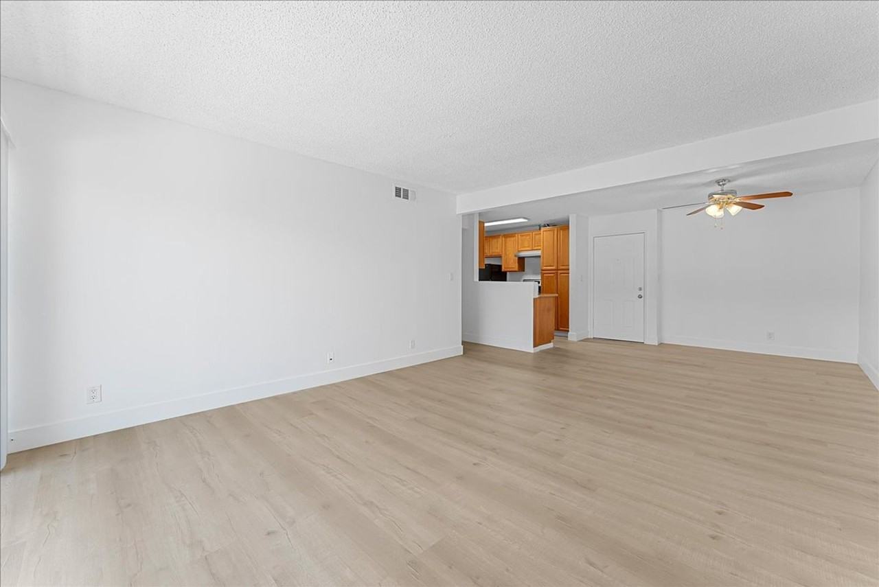 18620 Hatteras St #233 - Photo 5 of 21