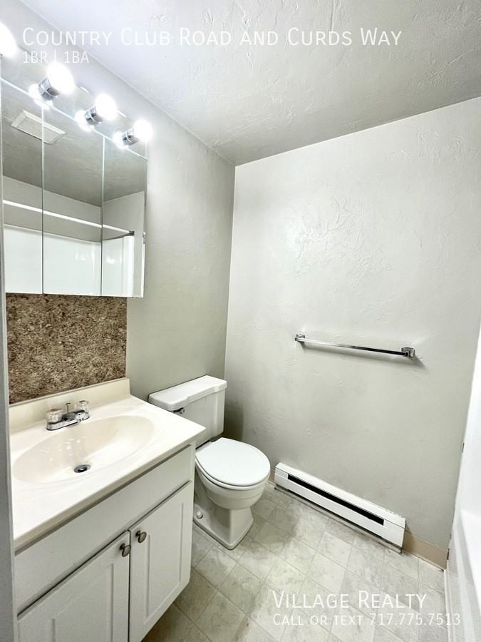 Country Club & Curds Way #E - Photo 6 of 26