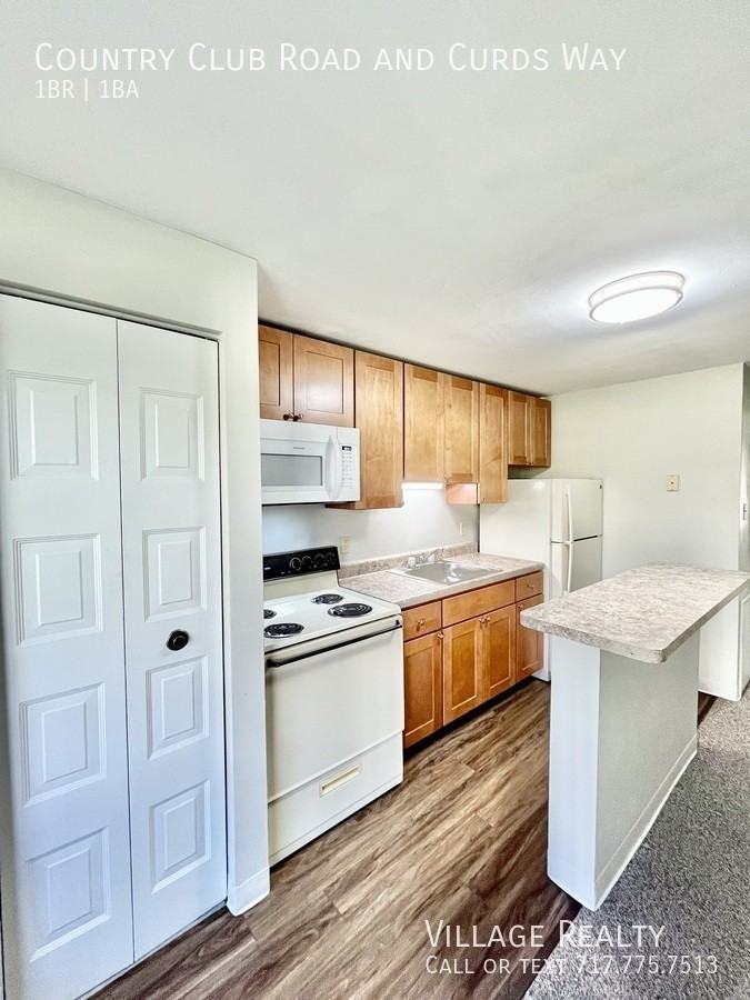 Country Club & Curds Way #B - Photo 4 of 50