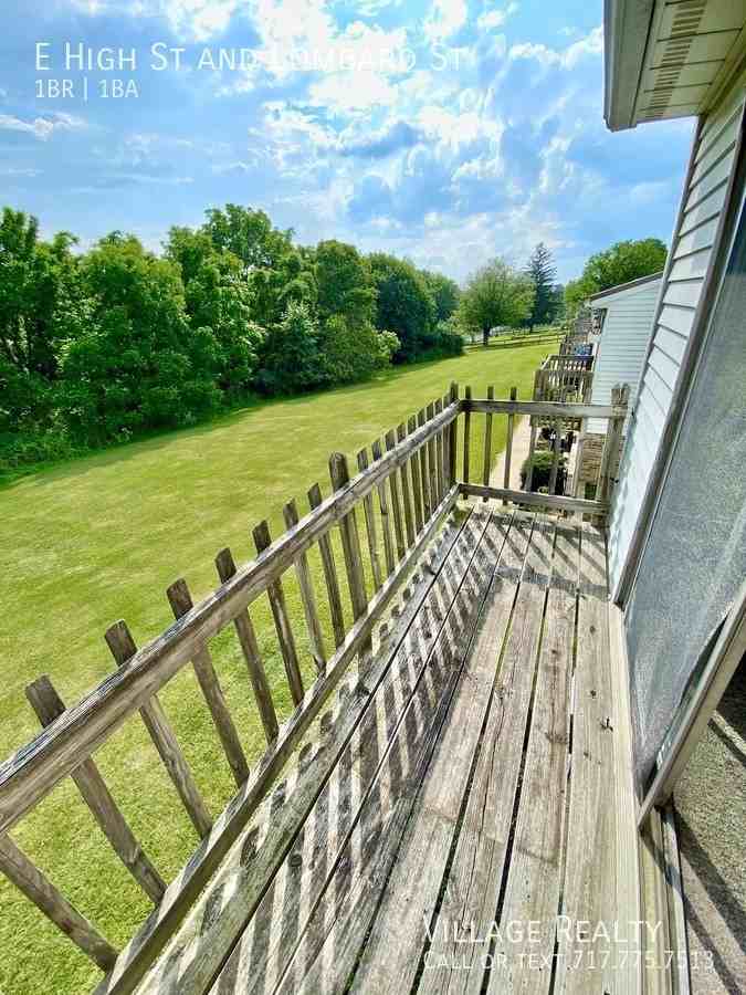 High & Lombard St #A - Photo 6 of 31