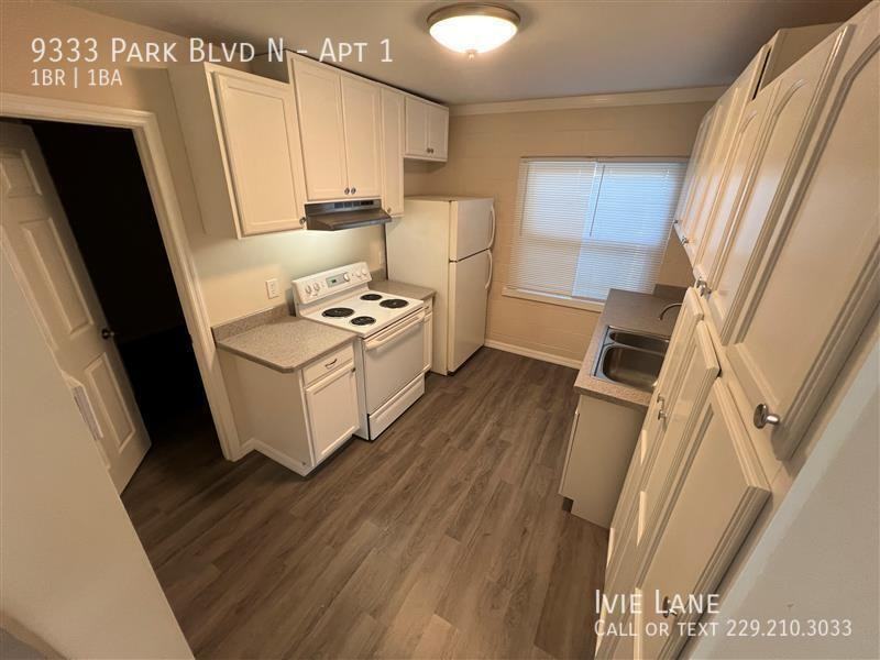 9333 Park Blvd #1 - Photo 4 of 10