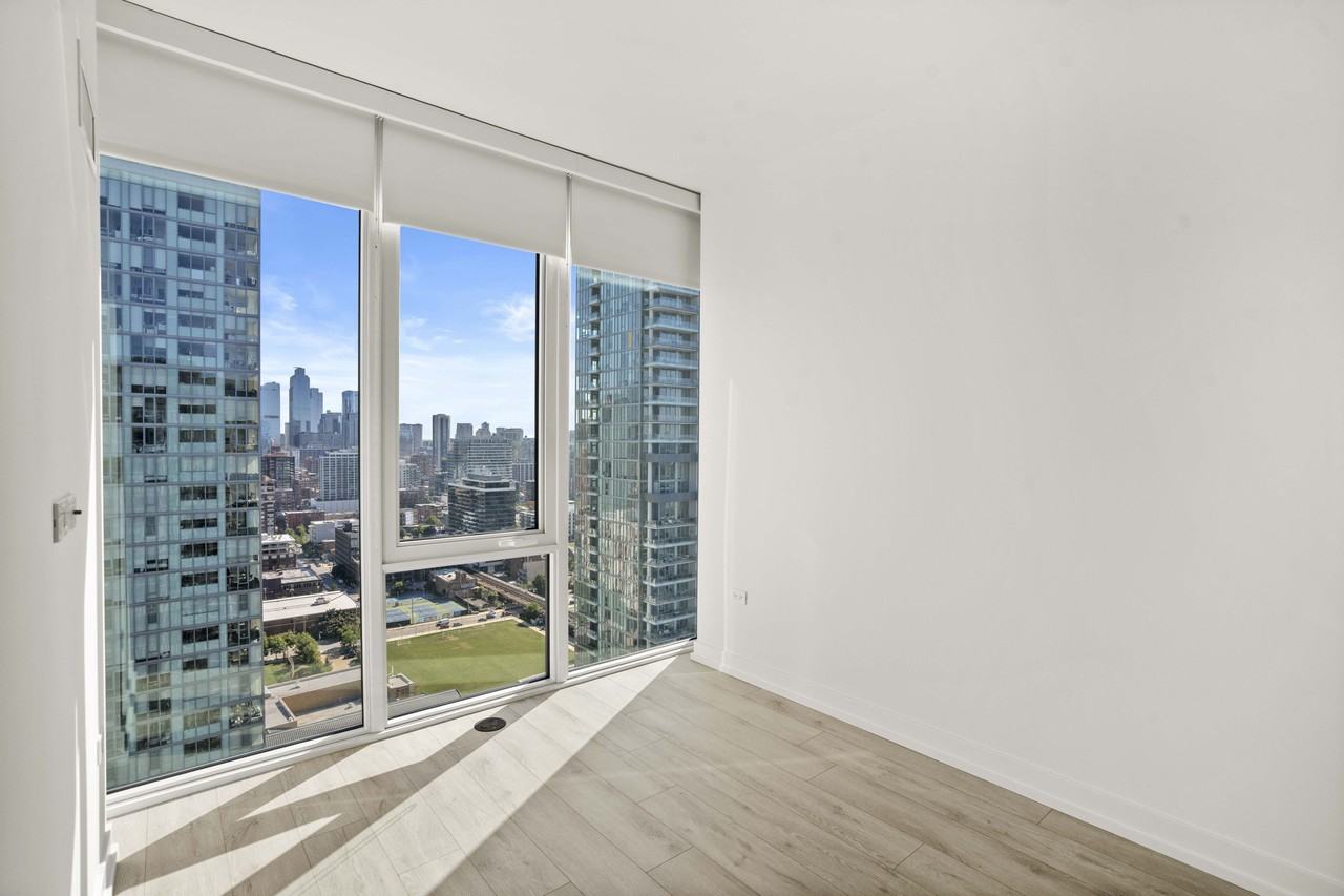 1140 N Wells St #1-1 - Photo 5 of 27