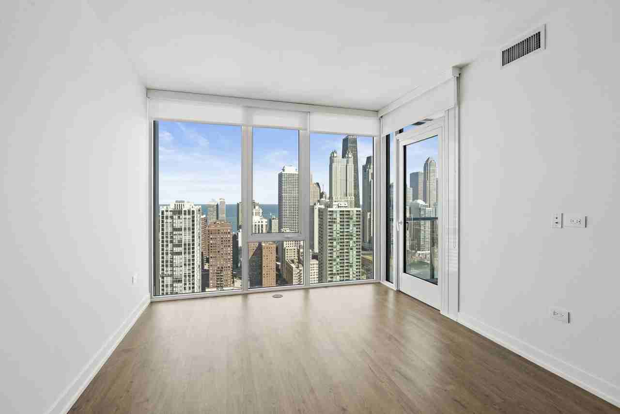 202 W Hill St #1-1 - Photo 5 of 24