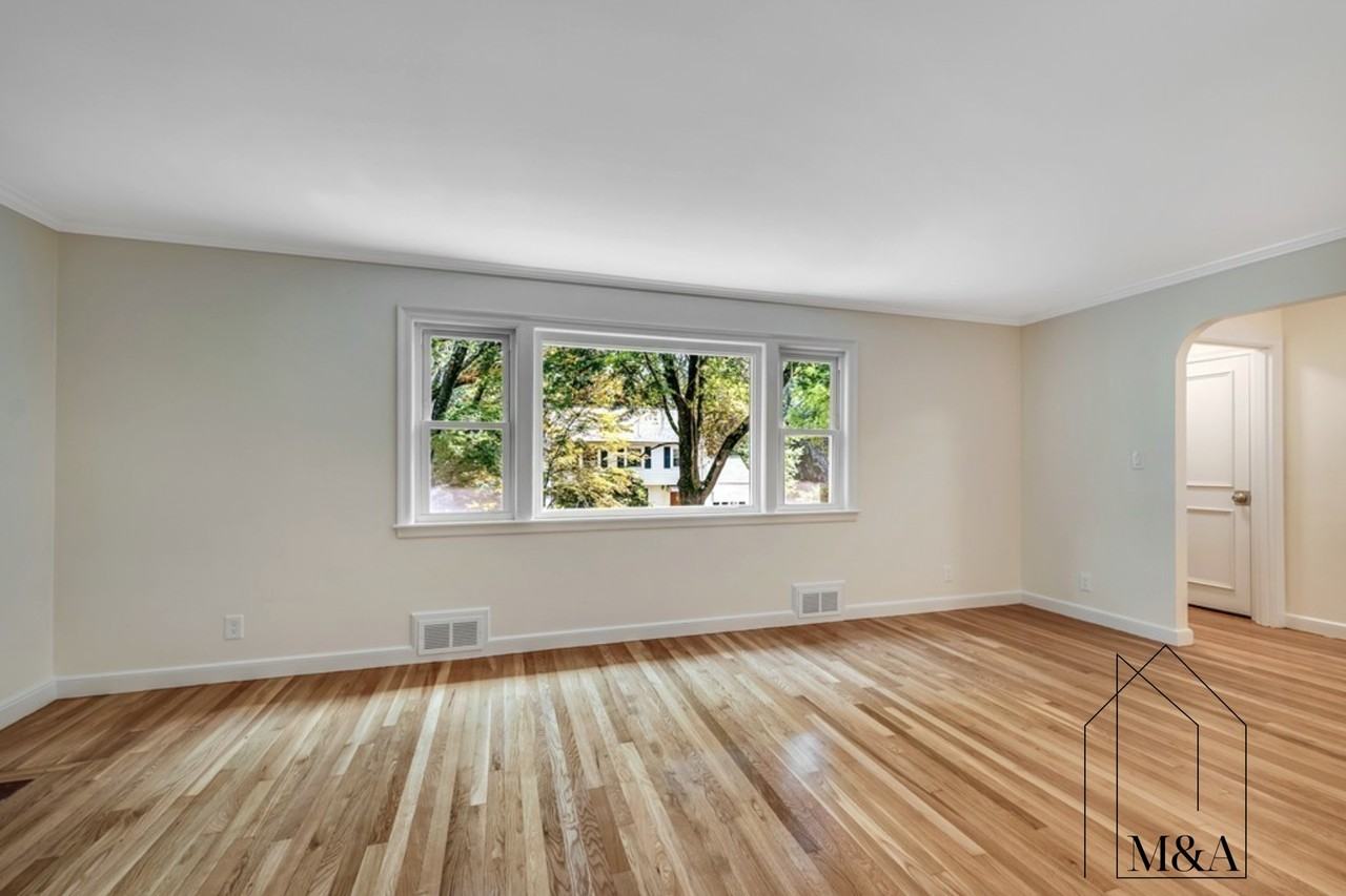 43 Kendall Rd #SF - Photo 5 of 17