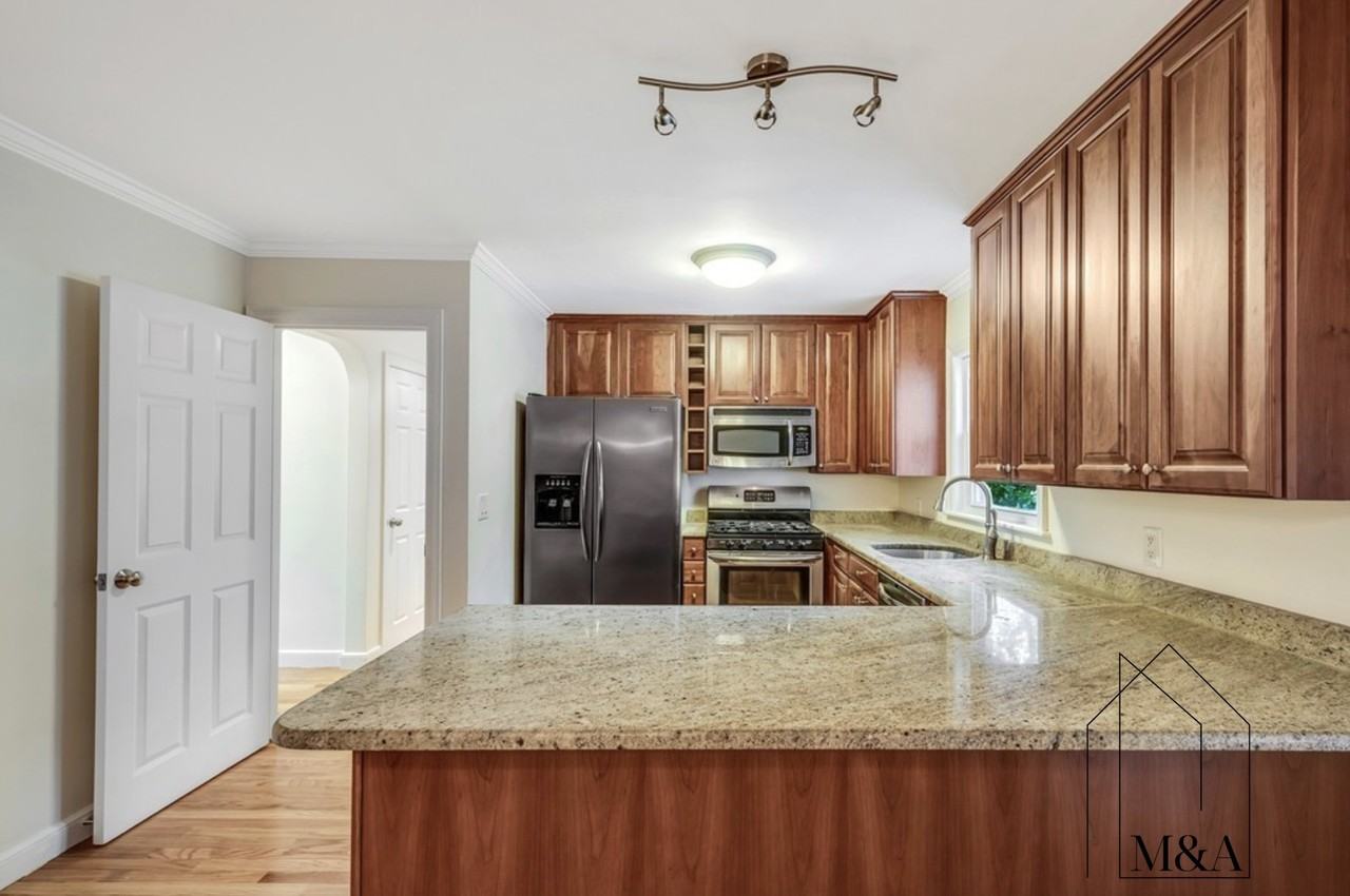 43 Kendall Rd #SF - Photo 7 of 17