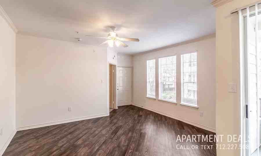 8152 Fm 1960 Bypass Rd W #1176 - Photo 4 of 33