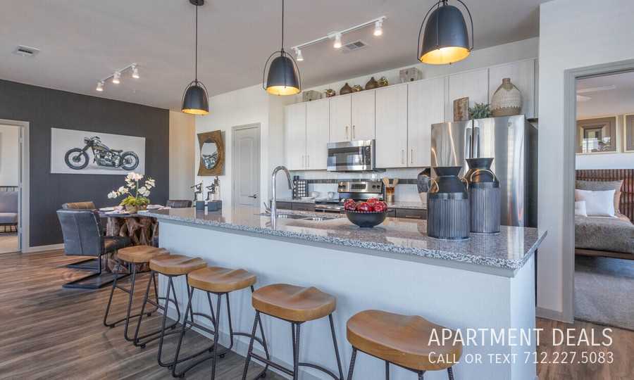 1716 Sterling Dr #1601 - Photo 7 of 39