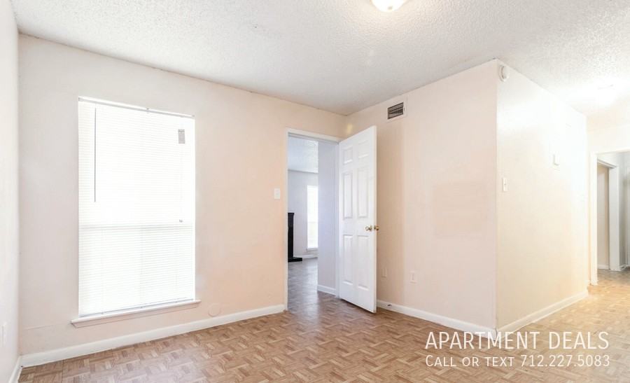 Mable St #3967 - Photo 2 of 29