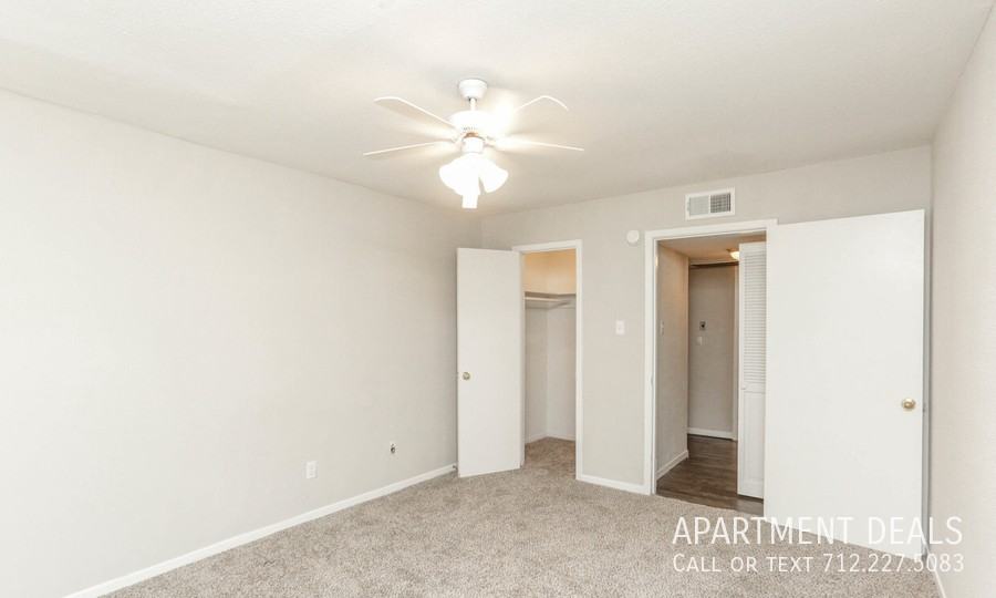 4307 Bissonnet St #2885 - Photo 2 of 18