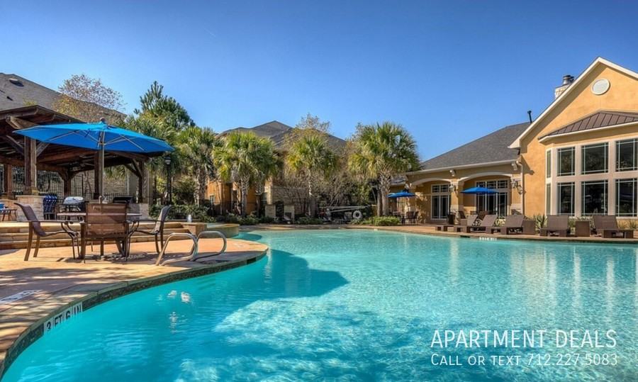 2957 N Loop 336 W #1085 - Photo 2 of 47