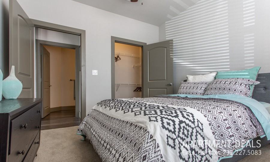 4955 W Davis St #1762 - Photo 3 of 50