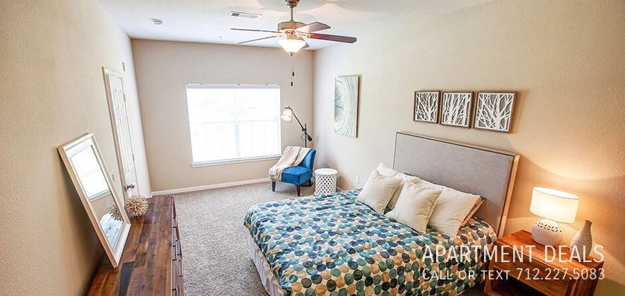 3306 N Loop 336 W #2456 - Photo 4 of 30